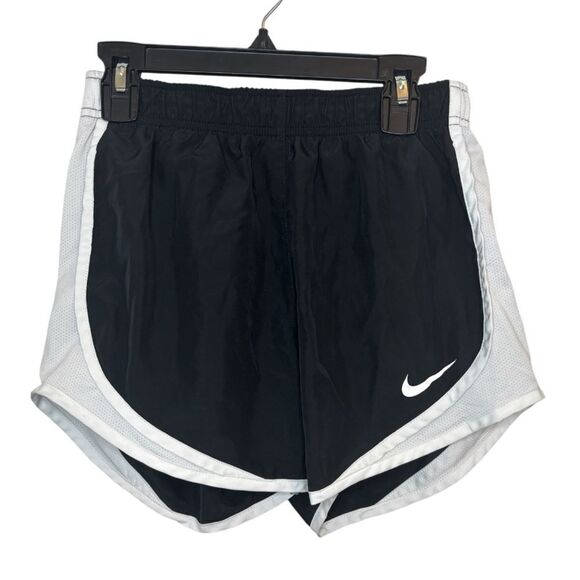 Nike Black and White Athletic Dri-Fit Shorts Size XS - Picture 1 of 8